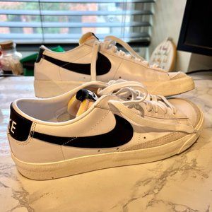 Nike Blazer Women's Size 11